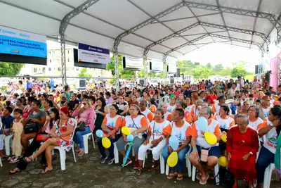 notícia: ​'Governo no Seu Bairro' leva megaestrutura de serviços, obras e cidadania para mais de 30 mil moradores no Macapaba