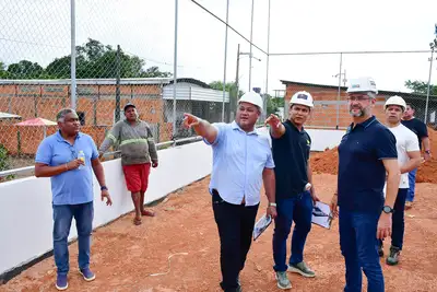 notícia: Governador Clécio acompanha de perto obra estratégica de esporte e lazer na Zona Oeste de Macapá