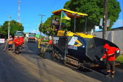 notícia: Governo do Amapá realiza pavimentação histórica na Avenida José Augusto Façanha, Zona Sul de Macapá 