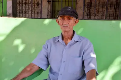 Foto: Jhon Martins servidor público federal aposentado, Jurandi Lima, de 82 anos, morador do bairro