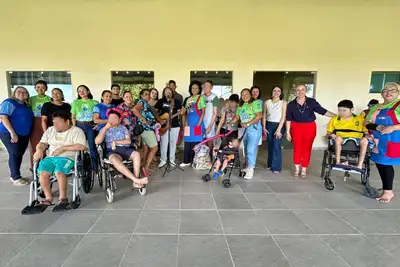 notícia: UEAP celebra 20 anos com ação social na Casa da Hospitalidade