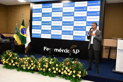 notícia: Governador Clécio destaca ambiente favorável aos negócios e novos investimentos no Amapá durante posse da Fecomércio