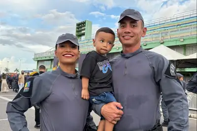 notícia: ‘A união da nossa família nos trouxe essa conquista’, celebra nova soldado da Polícia Militar formada pelo Governo do Amapá