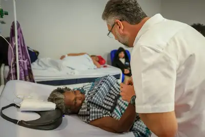 notícia: ‘Ambiente digno, que inspira confiança: esse é o padrão que queremos’, afirma Clécio ao entregar quatro novas enfermarias no HE de Macapá