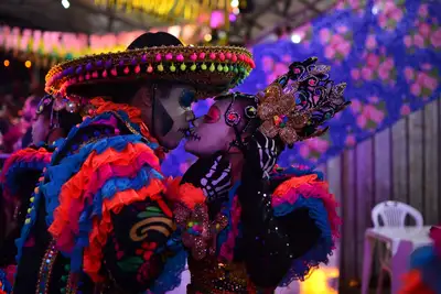 notícia: Musicalidade, devoção, fé e amor: quadrilhas Sorriso Cristalino, Junina Lampião e Sensação Amapaense marcam último dia do Arraiá do Povo 2026