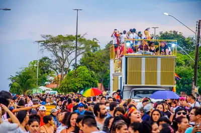 notícia:  26ª Parada do Orgulho LGBTQIAPN+ de Macapá promete reunir milhares em uma grande celebração de amor, cultura e direitos