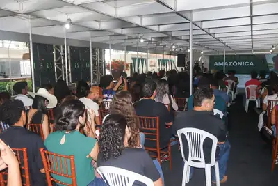 notícia: Estande do 'AgroSummit Amazônia' na Expofeira 2026 mostra por que o Brasil é o celeiro que sustenta o planeta