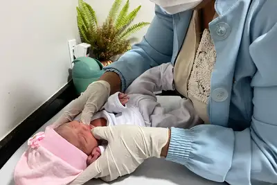 notícia: Governo do Amapá reforça cuidados essenciais com o recém-nascido nas primeiras horas de vida
